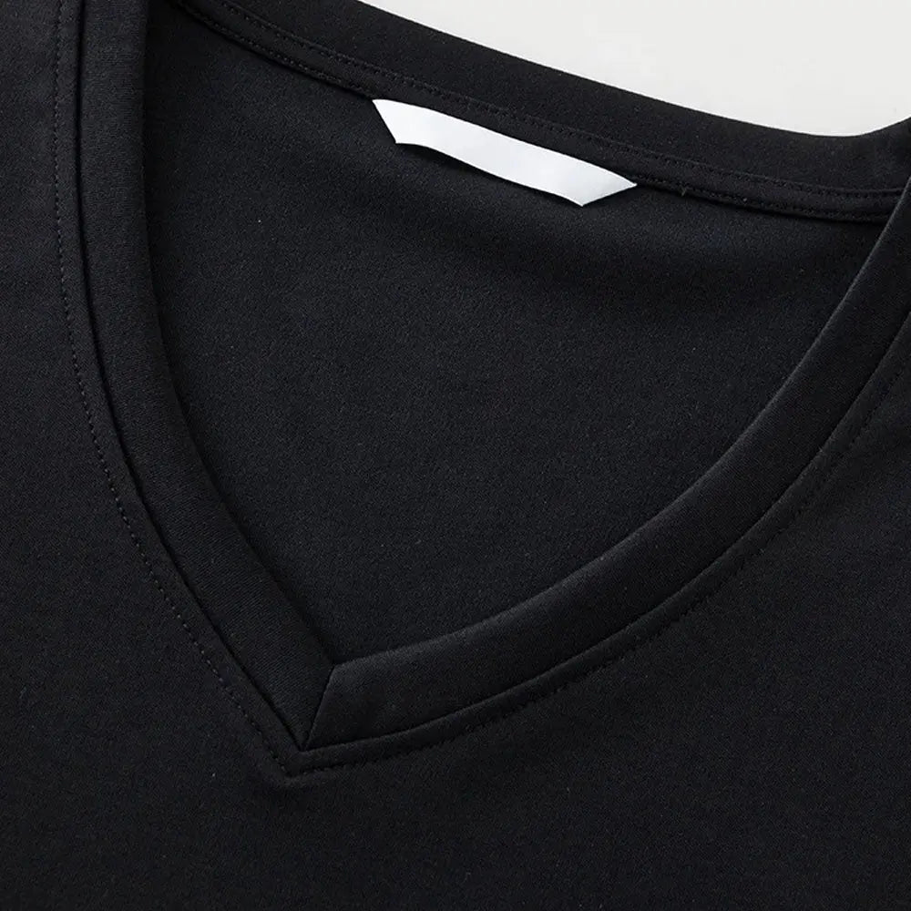 T-shirt minimalistyczny z podwójnym dekoltem Polish store