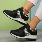 Damskie sportowe sneakersy na koturnie Polish store