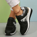 Damskie sportowe sneakersy na koturnie Polish store